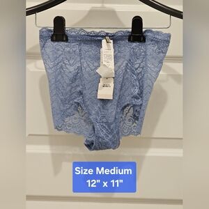 Intimissimi Lace High-Waisted Briefs, NWT, Size Medium